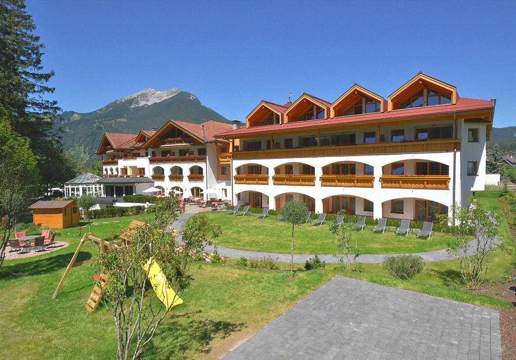 Hotel Alpen Residence Ehrwald Eksteriør billede